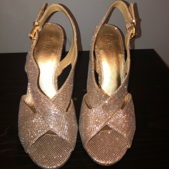 Gold MICHEAL Micheal Kors Heels for sale !!!!!!!!! - Picture 1 of 4